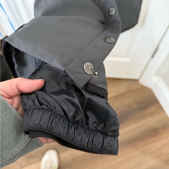 ATHLETA Snow Cruiser GRAY Lined Ski Snow Pants 2 EXCELLENT Snowboarding Winter - Picture 6 of 9